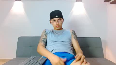 Brandon online show from January 17, 1:52 am