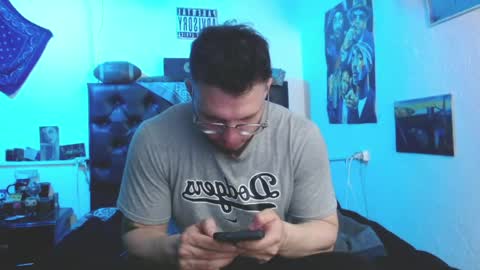 brad hot boy online show from June 2, 1:39 am