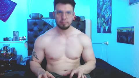 brad hot boy online show from December 15, 4:26 pm