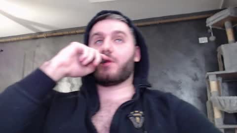 ask me online show from February 19, 10:20 pm