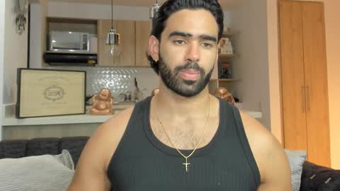 bradleymartin7 online show from October 7, 11:53 pm