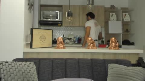 bradleymartin7 online show from February 3, 11:36 pm