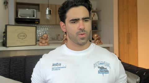 bradleymartin7 online show from September 19, 9:36 pm