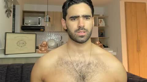 bradleymartin7 online show from October 1, 1:53 am