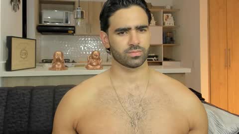 bradleymartin7 online show from October 17, 3:10 am