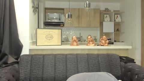 bradleymartin7 online show from March 5, 2:25 am