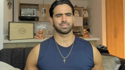 bradleymartin7 online show from September 17, 11:17 pm