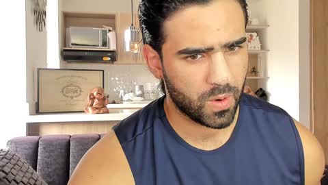 bradleymartin7 online show from January 4, 5:05 pm