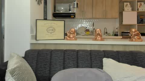 bradleymartin7 online show from October 2, 3:10 am