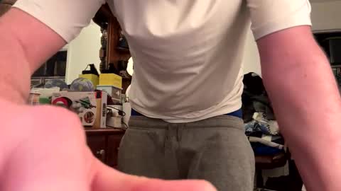 bradleyzachery84 online show from February 8, 2:04 am