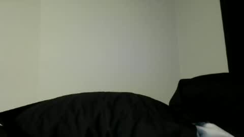 brandon255225 online show from March 1, 2:22 am