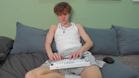 Snapshot of braxiboy chatting on March 5, 2:01 pm Brax online show from March 5, 2:01 pm