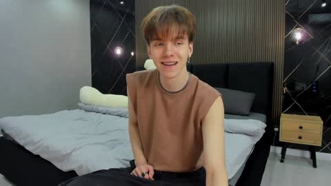 Snapshot of braxiboy chatting on January 2, 3:19 pm Brax online show from January 2, 3:19 pm