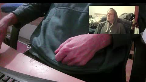 bremer64 online show from December 15, 12:13 pm