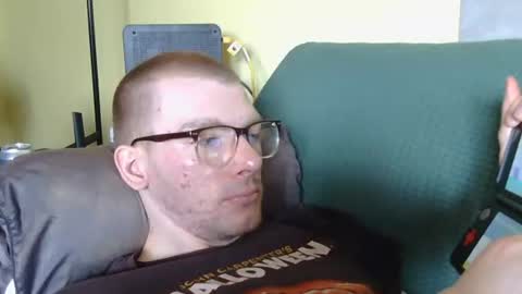 Brenden online show from March 29, 8:20 pm