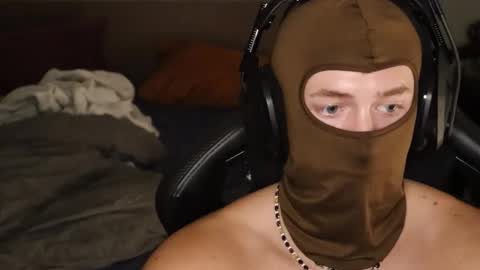 brentonverde online show from November 24, 11:28 pm