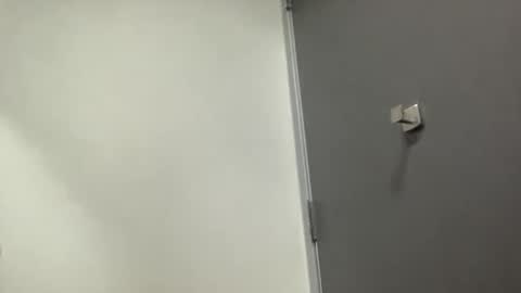 brianbill322 online show from February 5, 11:06 pm