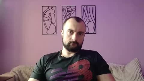 brindlefly69 online show from January 4, 11:43 am