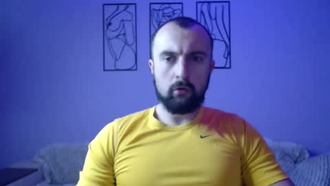 brindlefly69 online show from January 1, 12:00 pm