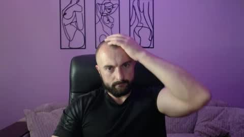 brindlefly69 online show from September 25, 11:09 am