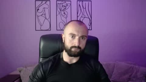 brindlefly69 online show from September 26, 11:19 am