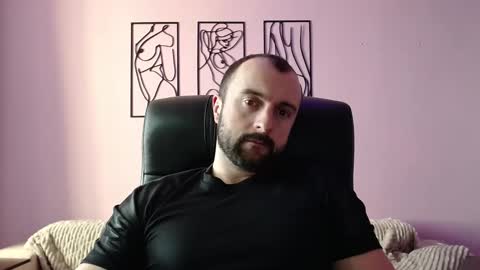 brindlefly69 online show from February 19, 11:38 am