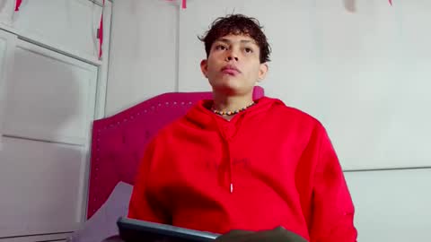 brosscams2025 online show from January 8, 2:17 am