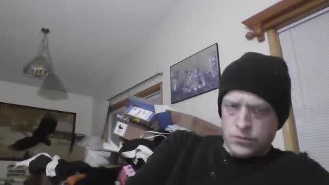 Snapshot of browndog5580 chatting on February 24, 1:24 am browndog5580 online show from February 24, 1:24 am