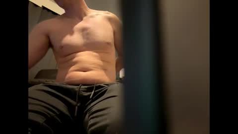 brucelogan80 online show from October 31, 2:02 am