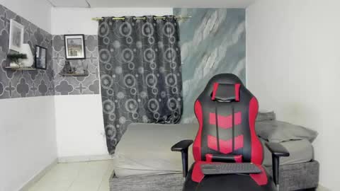 bruno_snow online show from April 13, 4:02 am