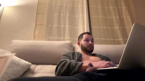 yourteddy online show from December 17, 7:04 pm