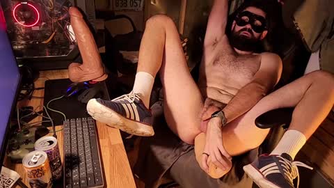 Snapshot of btarkhun chatting on December 30, 1:26 am Anal Orgasm online show from December 30, 1:26 am