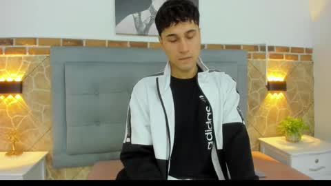 Buddy Whitte online show from February 23, 11:28 am