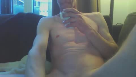 Dutch cock online show from March 16, 7:12 am