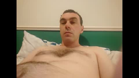 Snapshot of burtz909 chatting on September 11, 9:30 am burtz909 online show from September 11, 9:30 am