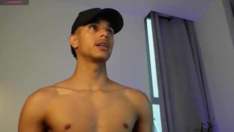 Buster independent model online show from January 15, 9:50 pm