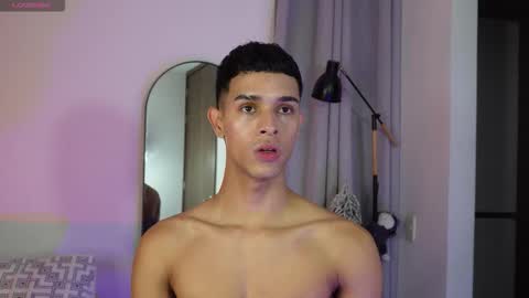 Buster independent model online show from December 13, 10:27 pm