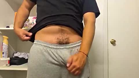 buttdude23 online show from May 23, 2:44 pm