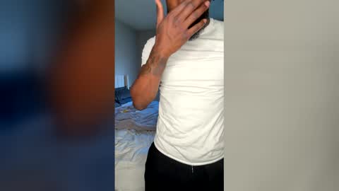 butternuttpeacan online show from March 6, 9:12 pm