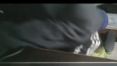 Snapshot of bwc_thebully chatting on October 15, 7:32 pm bwc_thebully online show from October 15, 7:32 pm