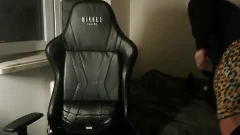 Bartski online show from April 3, 6:37 pm