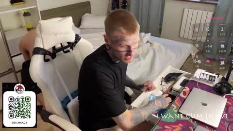 c10h15on online show from February 22, 1:34 pm