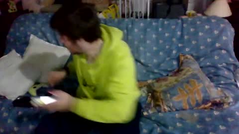 tu papii online show from February 15, 2:22 pm