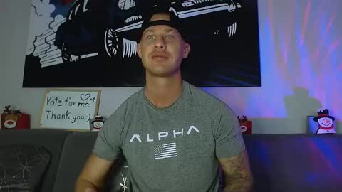 Calvin  online show from December 20, 7:39 pm