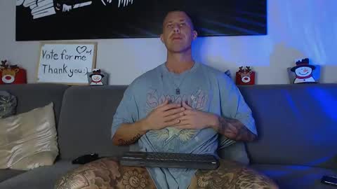 Calvin  online show from December 21, 7:27 pm