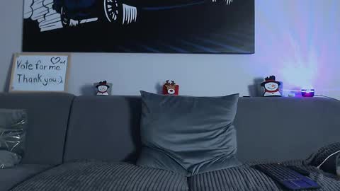 Calvin  online show from December 31, 6:27 am