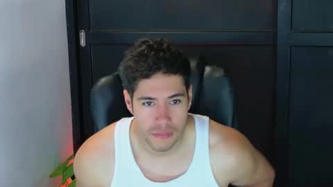 camara110 online show from October 4, 3:17 pm