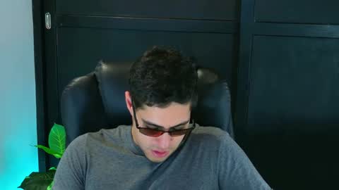 camara110 online show from February 20, 7:19 pm