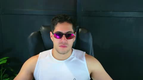 camara110 online show from March 4, 3:33 am