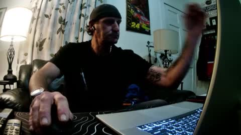 Chillaxin lets talk  online show from January 16, 1:08 am